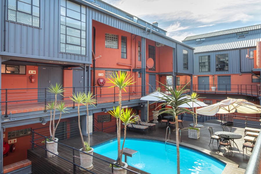 2 Bedroom Property for Sale in Cape Town City Centre Western Cape